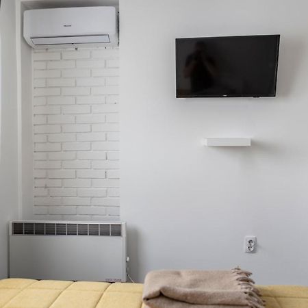 Apartman Pletisanak 上米拉诺瓦茨 外观 照片